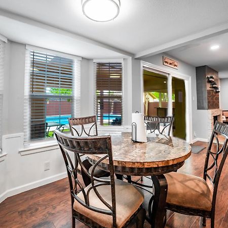 Spacious 4 Bedroom With Pool-Minutes To Seaworld And Lackland Afb San Antonio Eksteriør billede