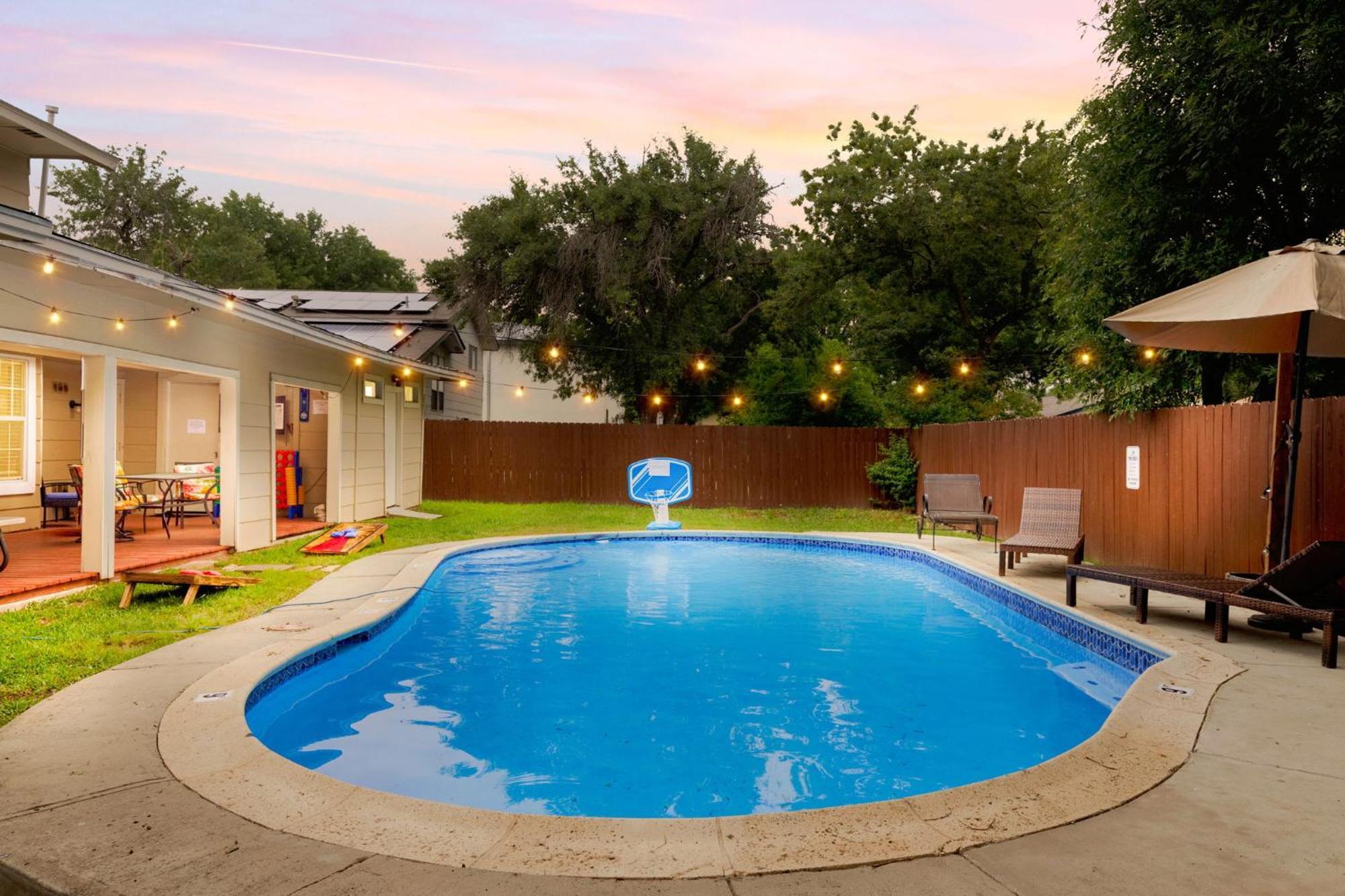 Spacious 4 Bedroom With Pool-Minutes To Seaworld And Lackland Afb San Antonio Eksteriør billede