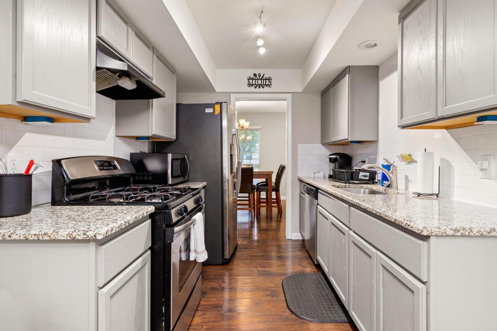 Spacious 4 Bedroom With Pool-Minutes To Seaworld And Lackland Afb San Antonio Eksteriør billede